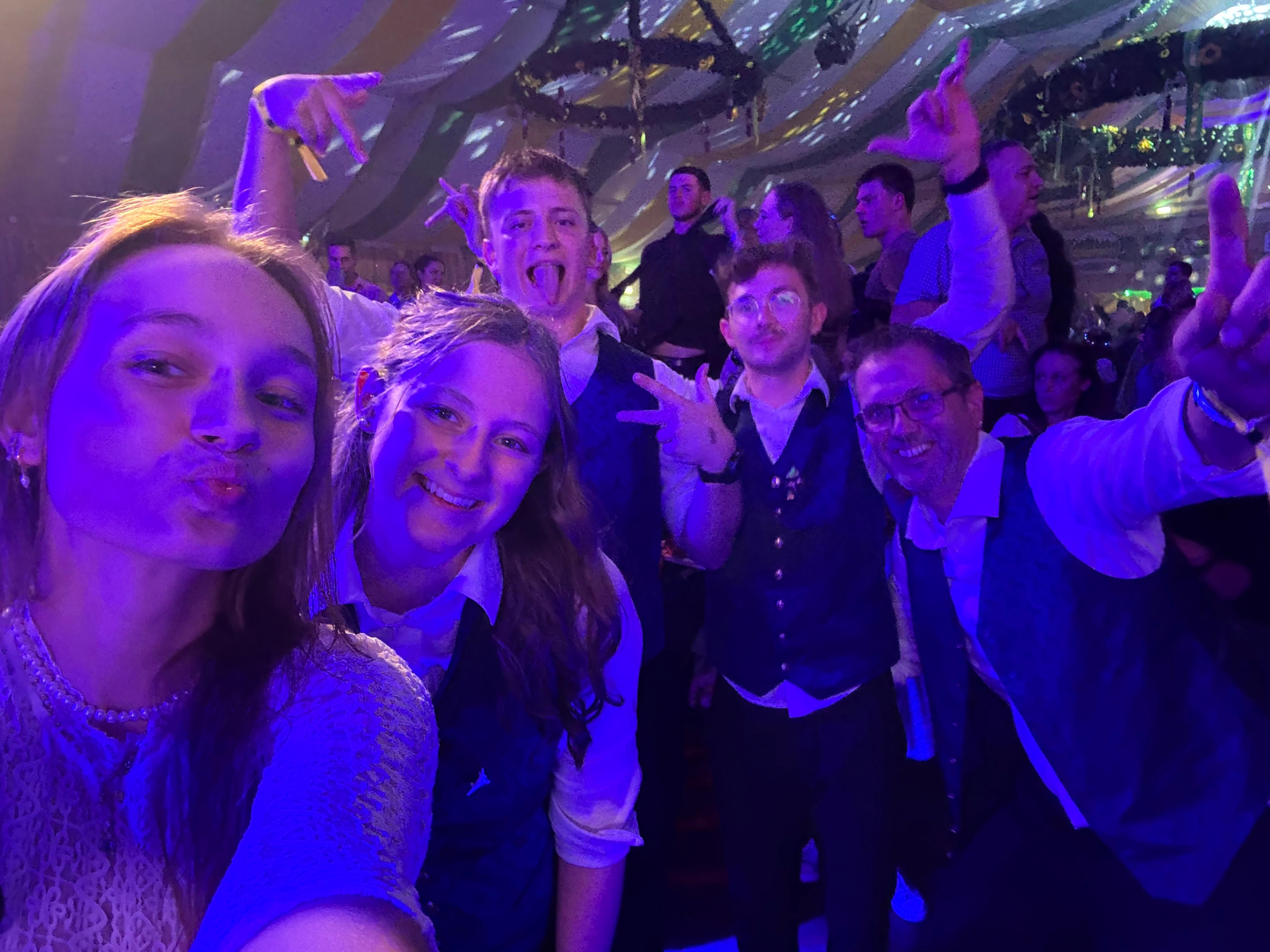 230f8797-5ba6-4fea-9452-49e2925e21fe